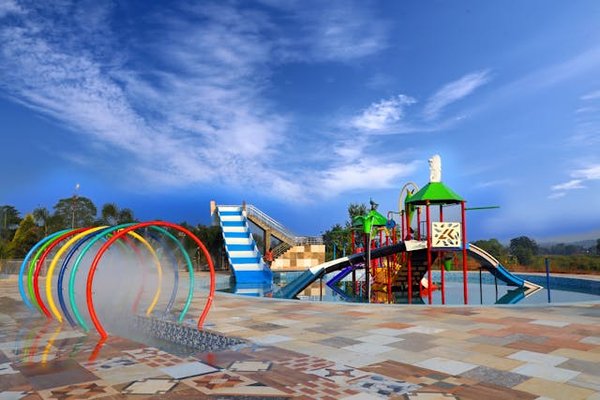 Découvrez les vacances dans ces campings avec parc aquatique en Drôme