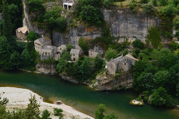 Top des Campings pas chers dans le Tarn pour un séjour inoubliable